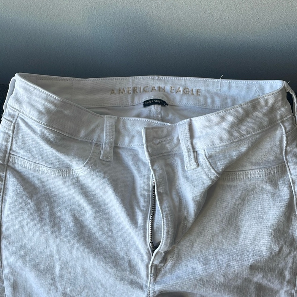 American Eagle White Jegging Size 6